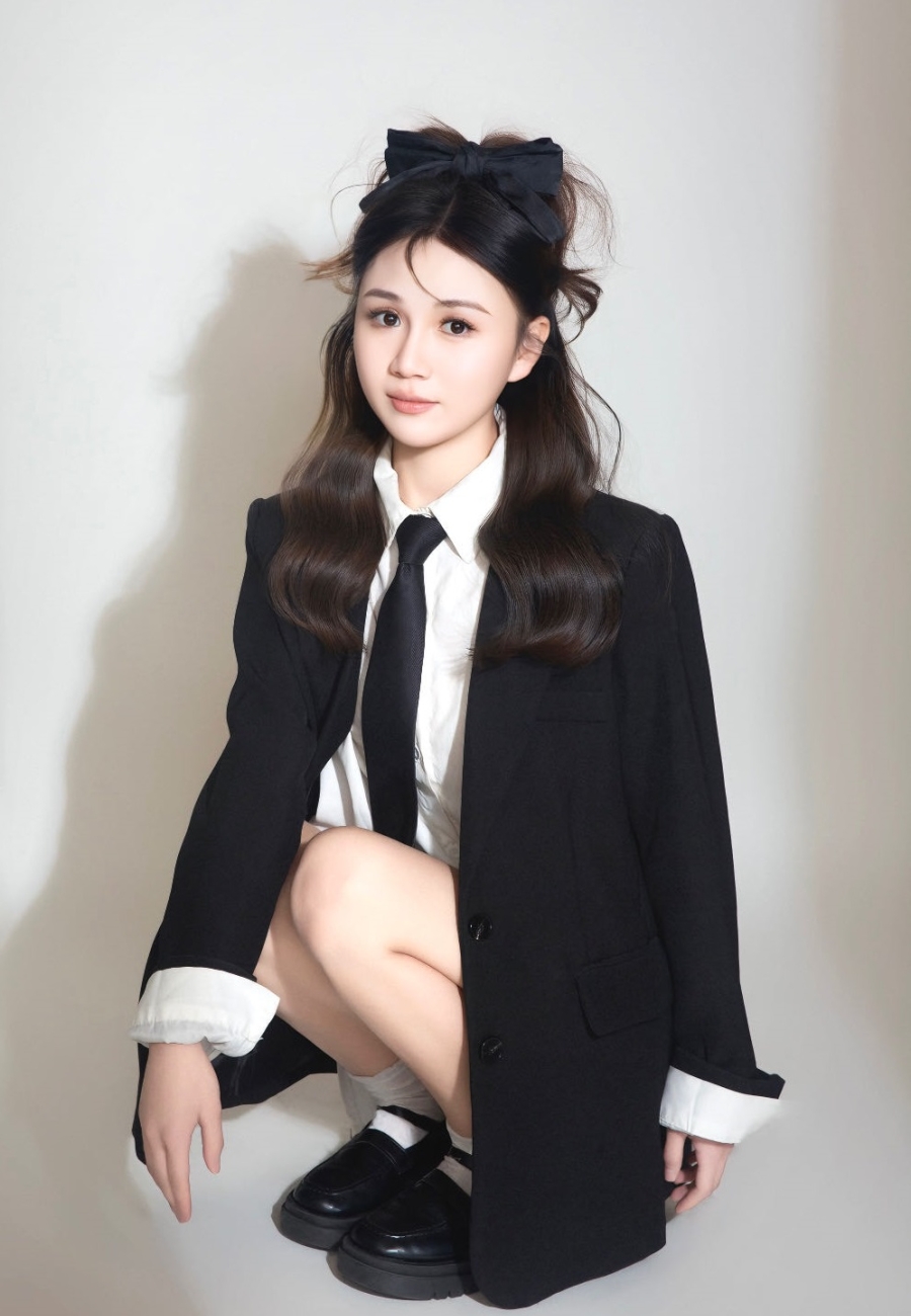 李思童